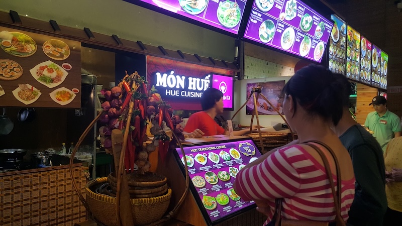 Central Market, tọa độ vui chơi và ăn uống dưới lòng đất 10