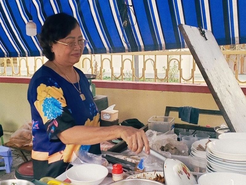 Review cháo chờ Nam Ô: Món ngon Đà Nẵng, đợi lâu vẫn đáng để thử 9