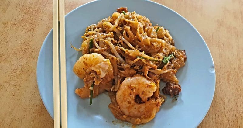 Khám phá ẩm thực Mã Lai qua món Char Kway Teow trứ danh 9
