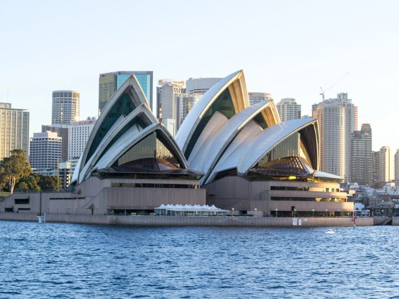 Châu lục nhỏ nhất thế giới là gì? Thông tin diện tích, quốc gia và đặc điểm 4