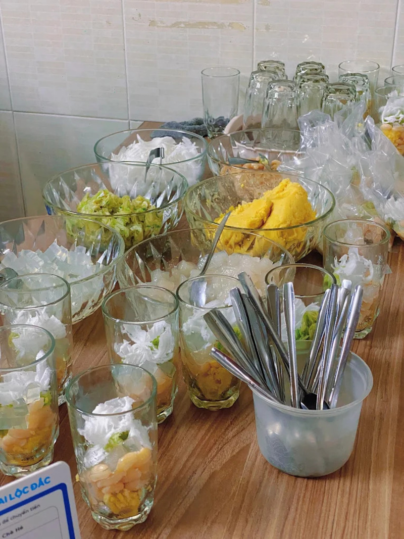 Chè Hé Đà Lạt, quán chè không bảng hiệu làm nên tên tuổi 5