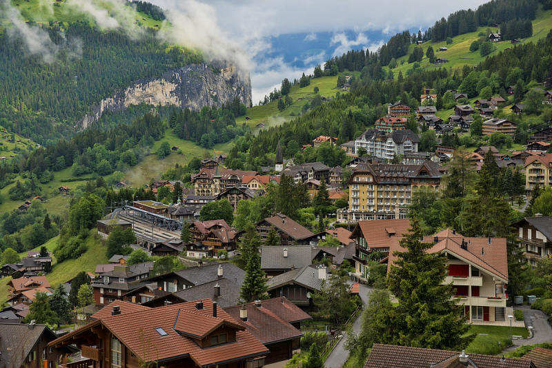 Check in làng Lauterbrunnen Thụy Sĩ thơ mộng, đẹp đắm say 8