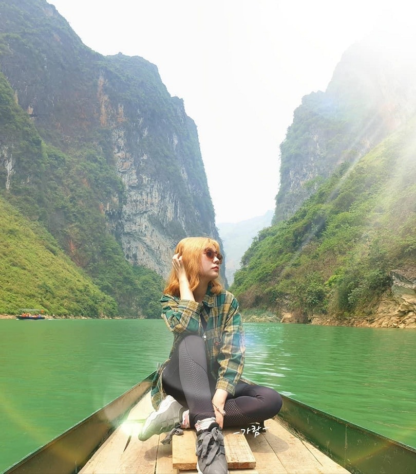Check ngay hướng dẫn cách đi xuống bến thuyền sông Nho Quế ở Hà Giang 9