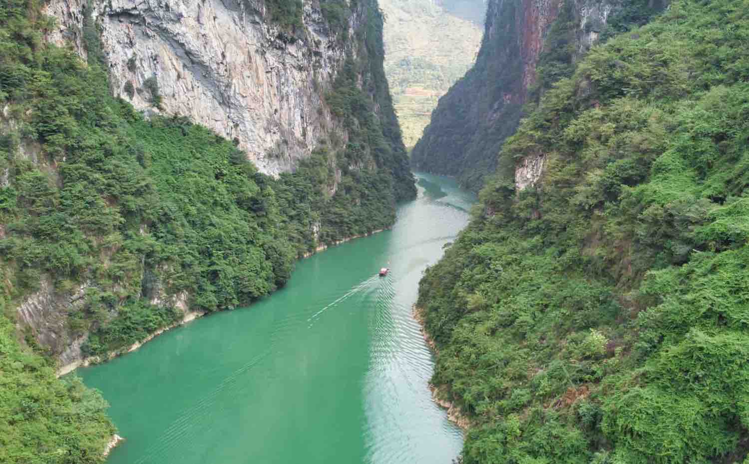 Check ngay hướng dẫn cách đi xuống bến thuyền sông Nho Quế ở Hà Giang 13