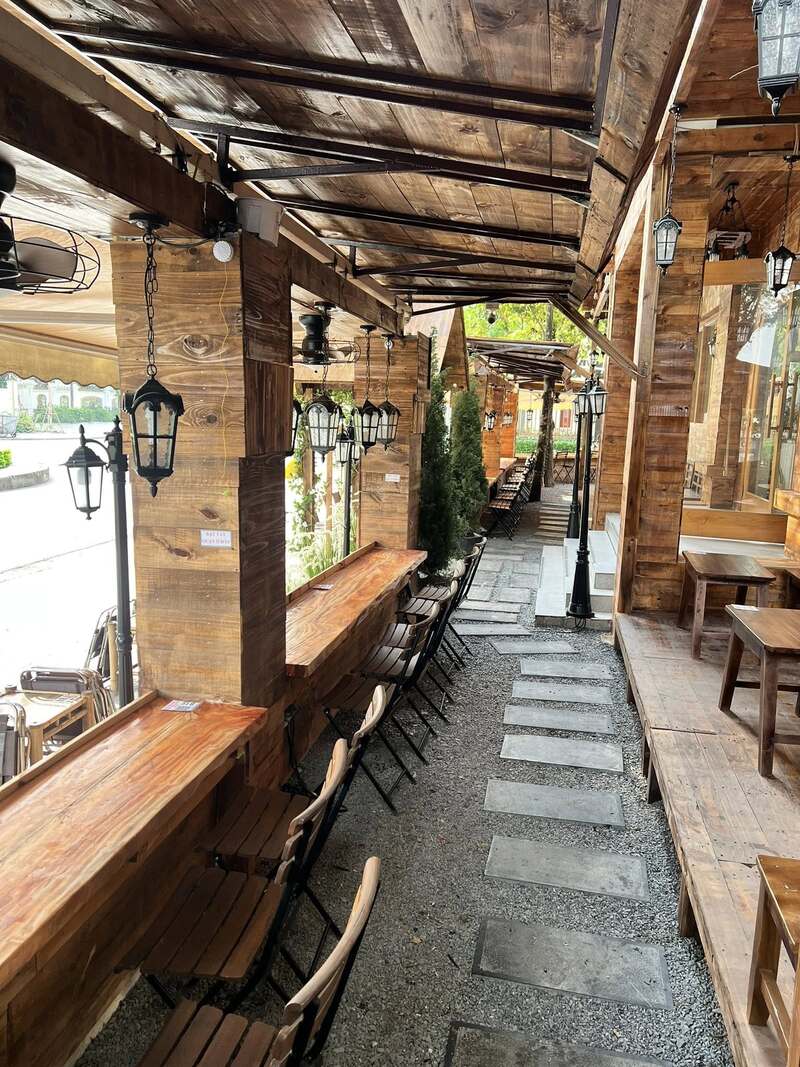 Cuối tuần thư giãn tại Cheka Cafe yên bình giữa lòng Hà Nội 6