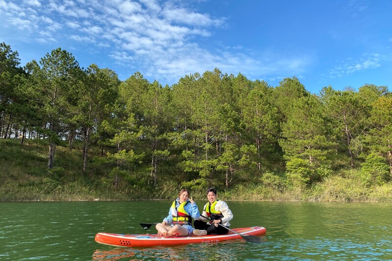 Chèo SUP hồ Tuyền Lâm và những điều bạn cần biết 3