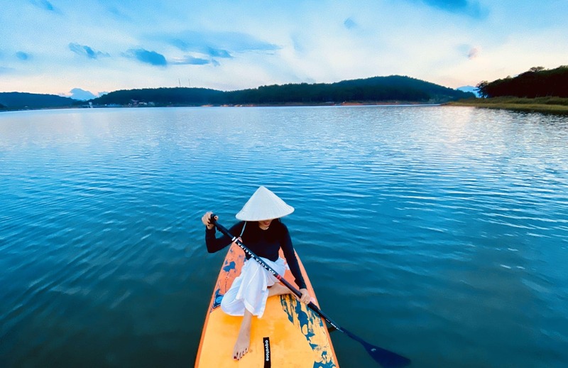 Chèo SUP hồ Tuyền Lâm và những điều bạn cần biết 8