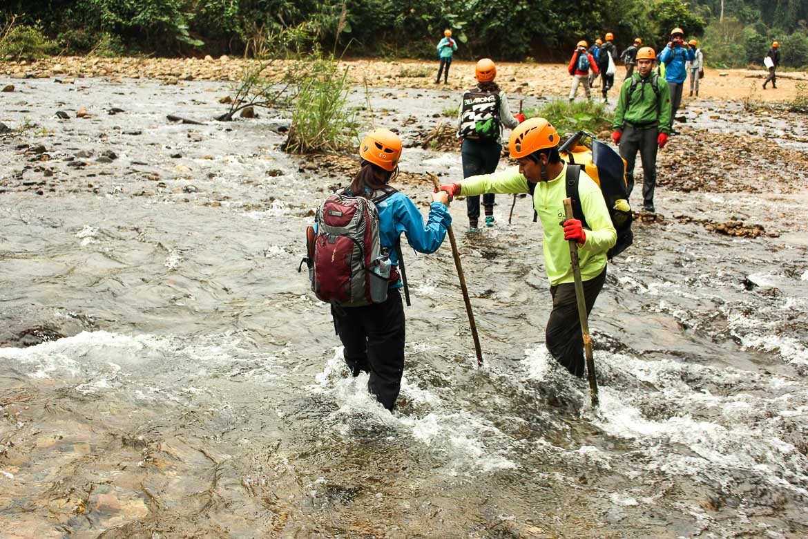 Chia sẻ kinh nghiệm trekking, camping hang động Quảng Bình an toàn nhất 8
