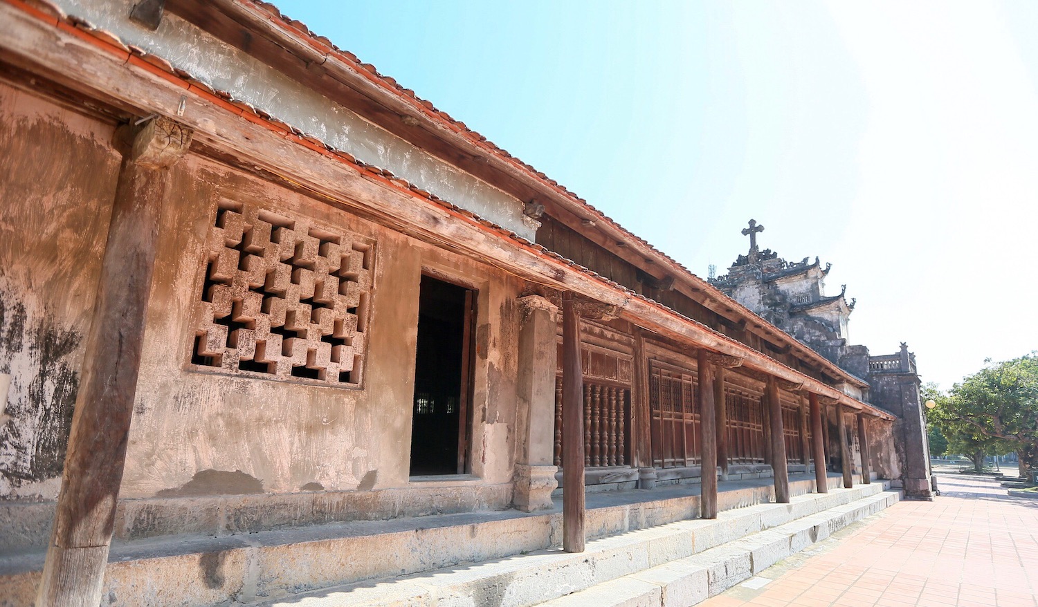 Chiêm ngưỡng quần thể độc đáo của nhà thờ Phát Diệm gần 130 tuổi ở Ninh Bình 11