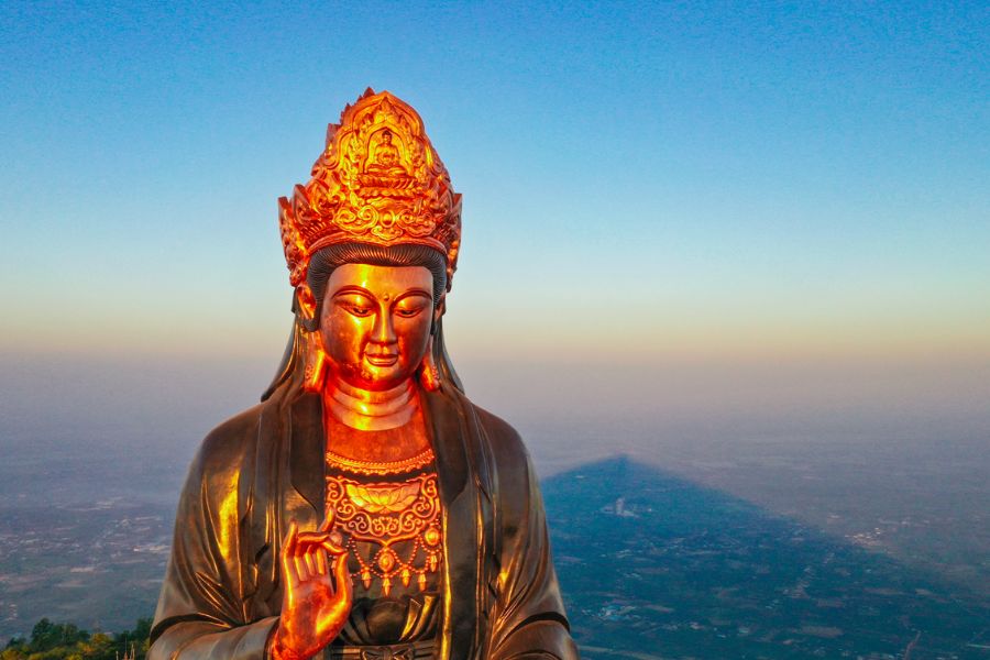 Chiêm ngưỡng Tượng Phật Bà Tây Bổ Đà Sơn Núi Bà Đen cao nhất châu Á 5