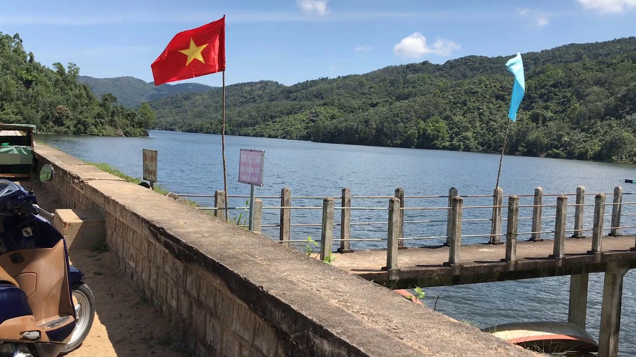 Chìm đắm với bức tranh thác nước trong ngần tại Hồ Hóc Răm Phú Yên 6