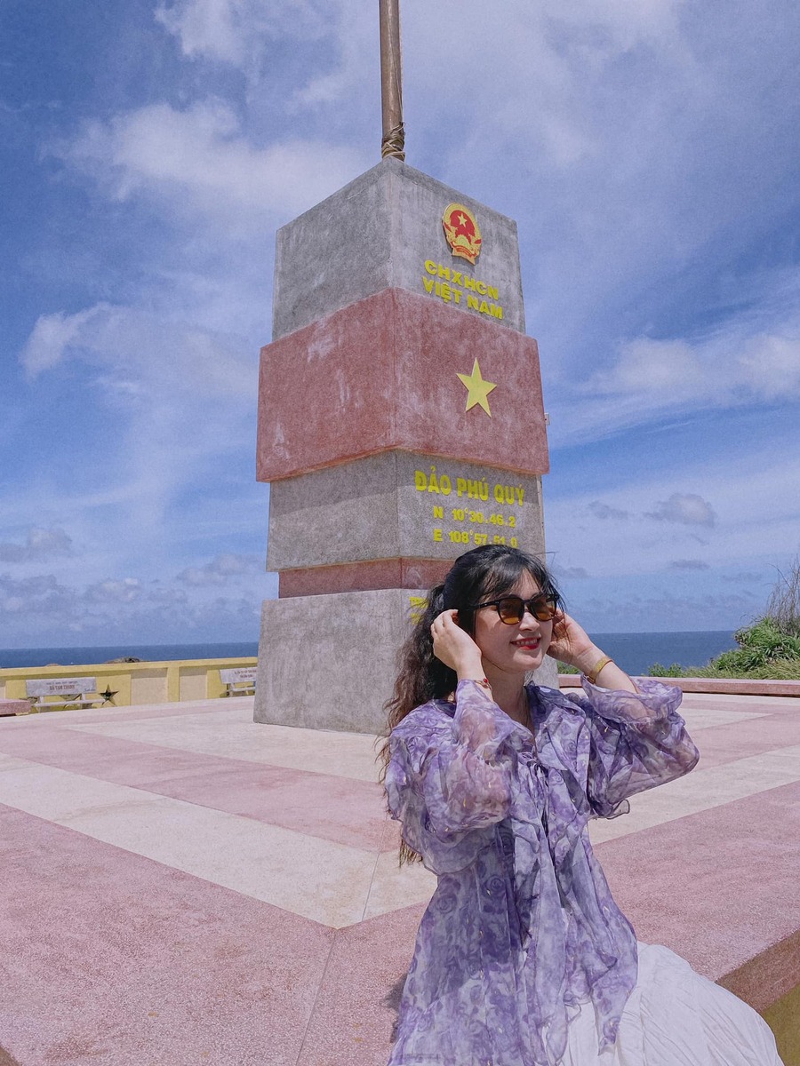 Chinh phục Đảo Phú Quý chỉ với 580.000 VNĐ cùng cô bạn Trang Lim 9