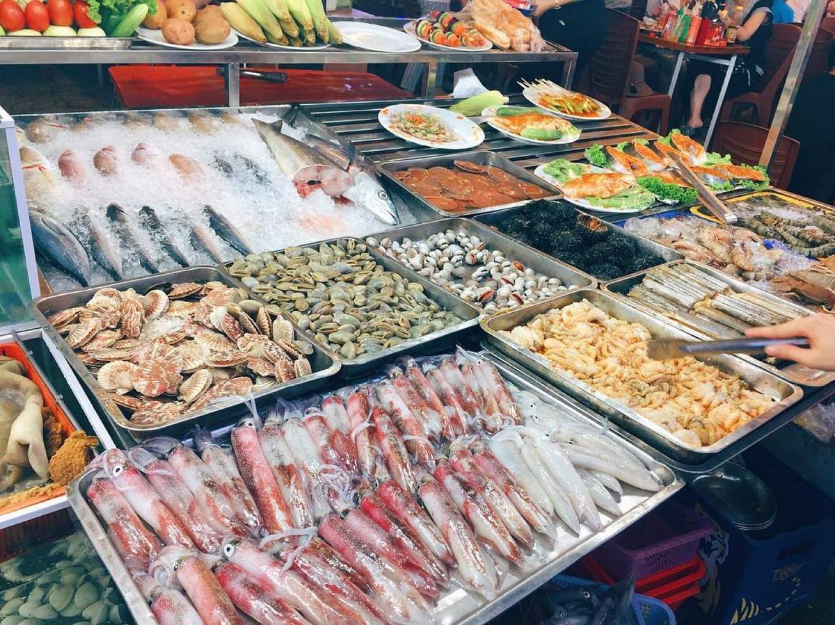 Chợ đêm Phú Quốc (chợ đêm Bạch Đằng) – Thế giới ẩm thực nhộn nhịp khi đêm về 5