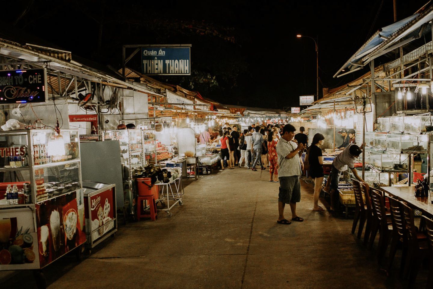 Chợ đêm Phú Quốc (chợ đêm Bạch Đằng) – Thế giới ẩm thực nhộn nhịp khi đêm về 17