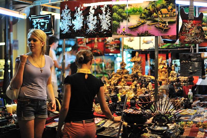 Chợ đêm Phú Quốc (chợ đêm Bạch Đằng) – Thế giới ẩm thực nhộn nhịp khi đêm về 18