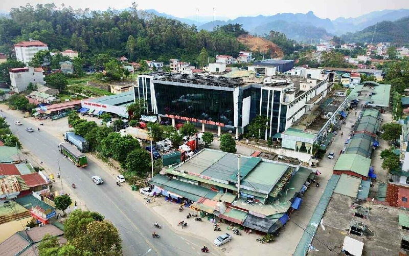 Chợ Đồng Đăng: Khu chợ biên giới sôi động nhất Lạng Sơn 2