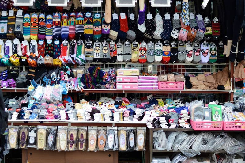 Khám phá chợ Dongdaemun, thiên đường mua sắm về đêm của Seoul 6