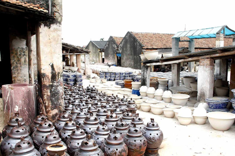 Khám phá Chợ gốm Bát Tràng, tinh hoa nghệ thuật và văn hóa 3