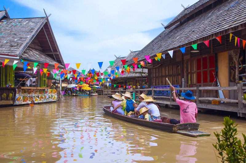Chợ nổi Pattaya không gian mua sắm đậm văn hóa bản địa Thái Lan 4