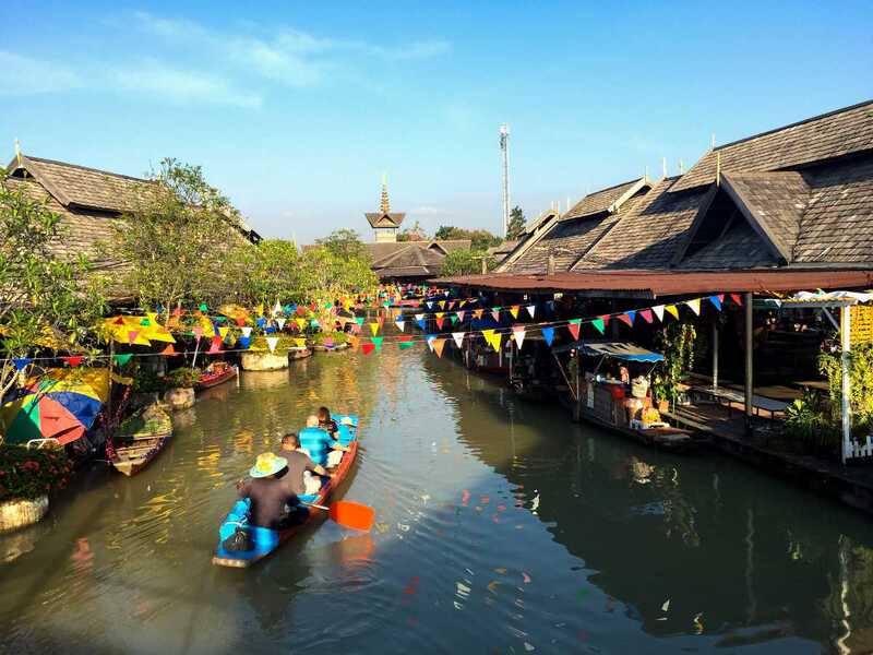 Chợ nổi Pattaya không gian mua sắm đậm văn hóa bản địa Thái Lan 7