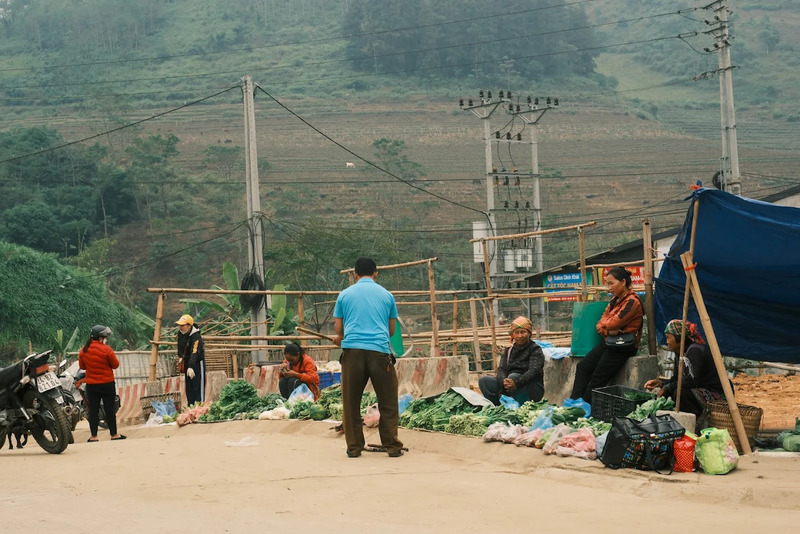 Trải nghiệm chợ phiên Sapa đầy sắc màu và hương vị 6