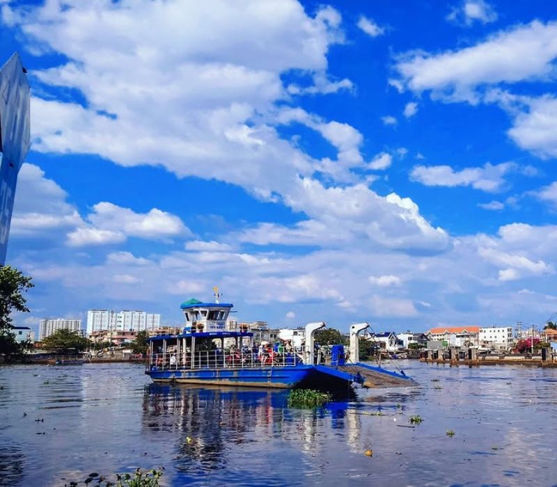 Kinh nghiệm khám phá chợ Phú Định Sài Gòn: Chơi gì, ăn gì và mua gì? 7