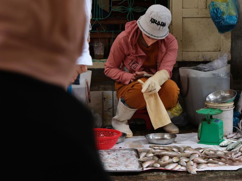 Dạo Chợ Phú Thủy, cảm nhận nét chân quê giữa lòng thành phố biển 8