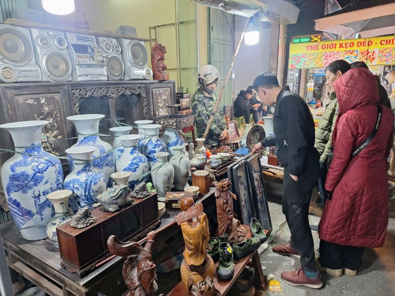 Chợ Viềng: Phiên chợ “mua may, bán rủi” nổi tiếng đầu năm 6
