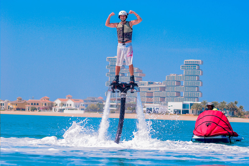 Trải nghiệm Flyboard, trò chơi mạo hiểm hot nhất trên biển Nha Trang 2