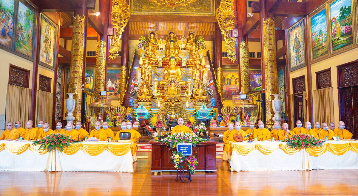 Chùa Ba Vàng - Điểm du lịch tâm linh hàng đầu tại Quảng Ninh 7