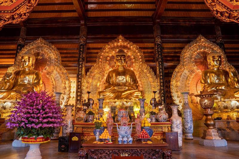 Chùa Bái Đính: Chốn tu tập an yên giữa non cao Ninh Bình 14