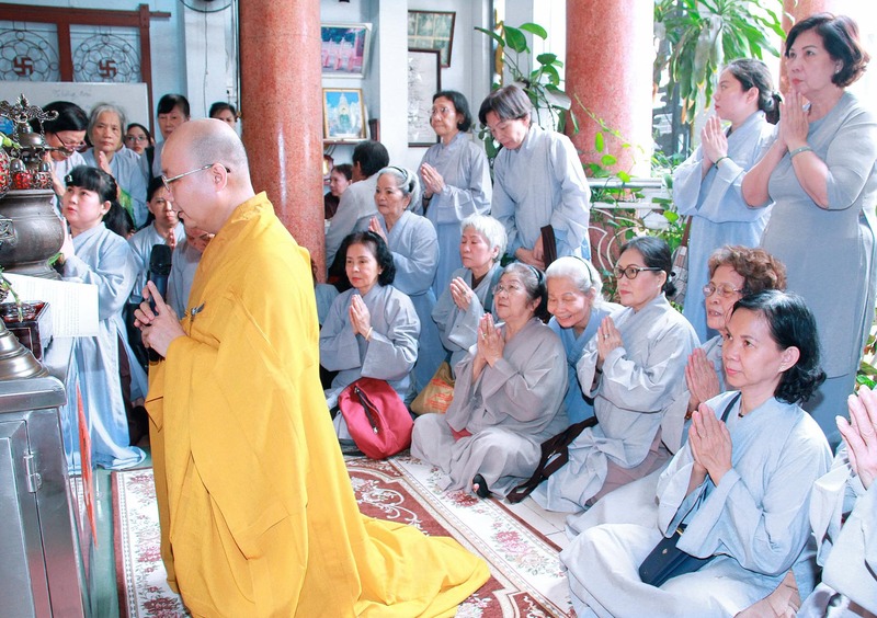Ghé thăm chùa Báo Ân, không gian linh thiêng và cổ kính 8