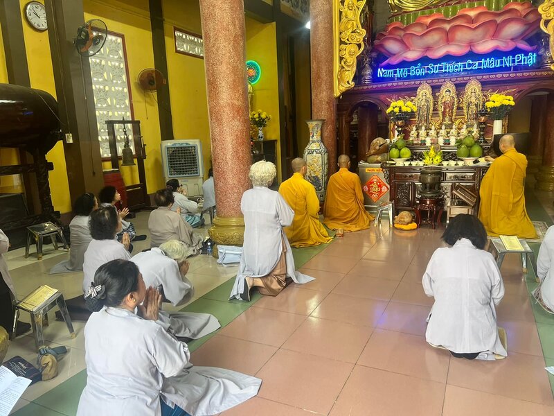 Ghé thăm chùa Báo Ân, không gian linh thiêng và cổ kính 7