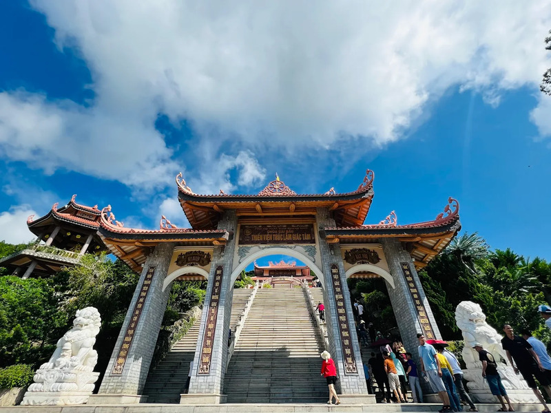 Chùa Cái Bầu, viên ngọc thanh tịnh nằm giữa kỳ quan Bái Tử Long 5