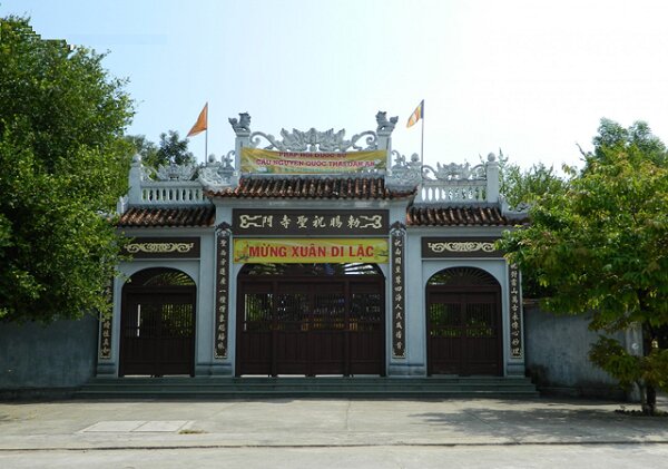 Chùa Chúc Thánh Hội An - Linh thiêng ngôi chùa cổ nhất Quảng Nam 5