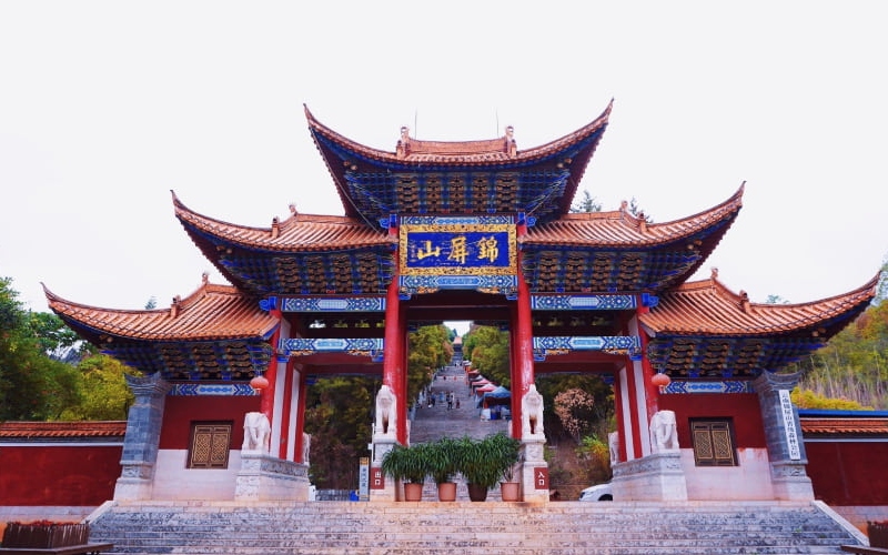 Chiêm bái chùa Di Lặc với tượng Phật ngồi lớn nhất thế giới 2