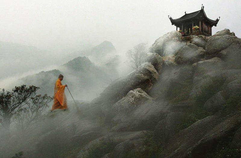 Chiêm ngưỡng chùa Đồng Yên Tử linh thiêng lớn nhất châu Á 9