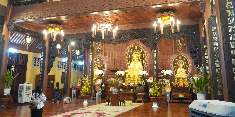 Chùa Hải Quang: Chốn tâm linh thanh tịnh giữa lòng Sài Gòn 8