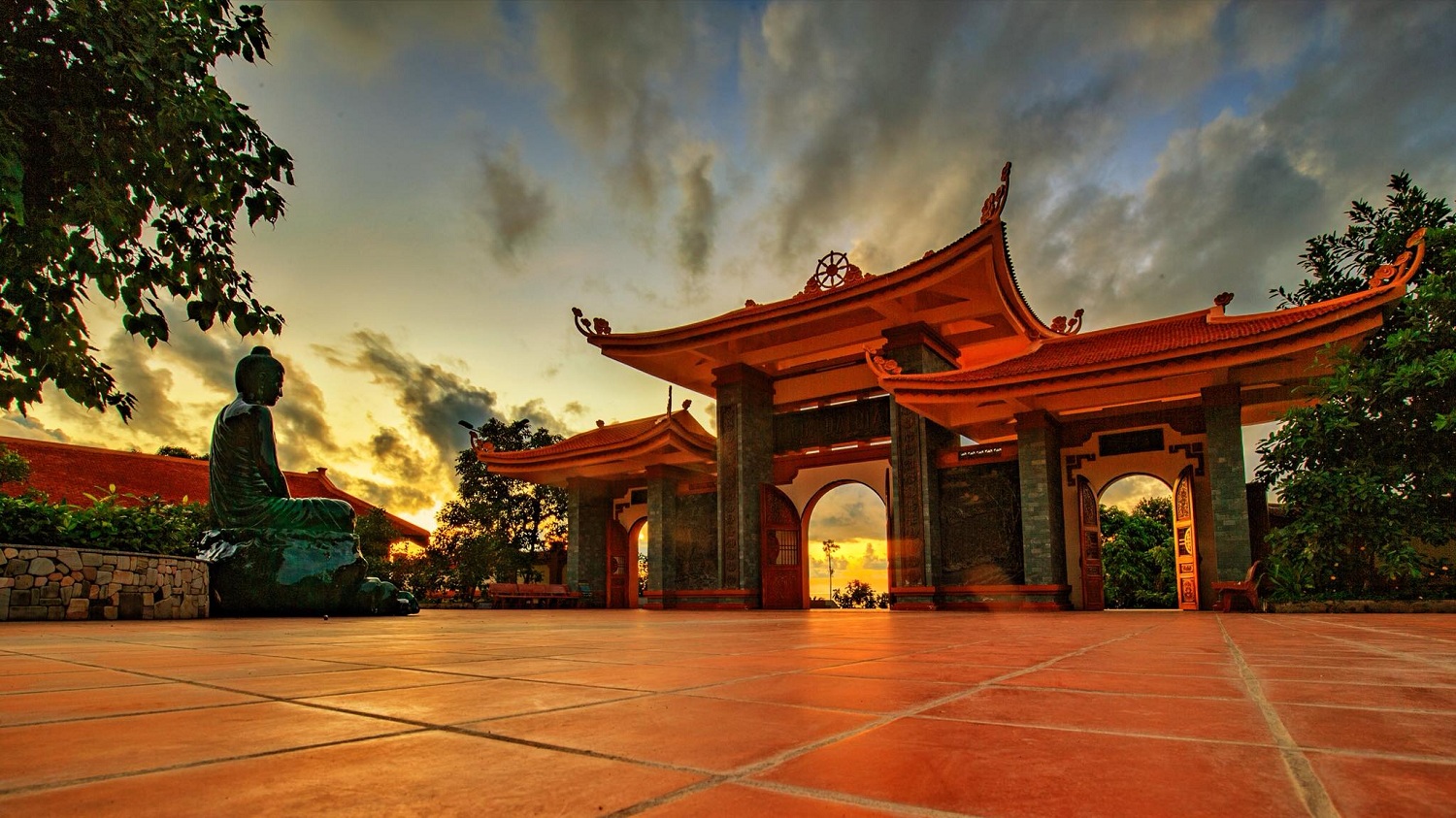 Chùa Hộ Quốc (Thiền Viện Trúc Lâm Hộ Quốc) - Đại danh thắng đừng bỏ lỡ của Phú Quốc