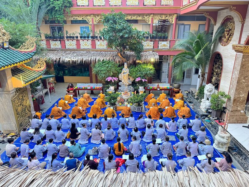 Ghé thăm chùa Hưng Phước, không gian thanh tịnh giữa lòng thành phố 4