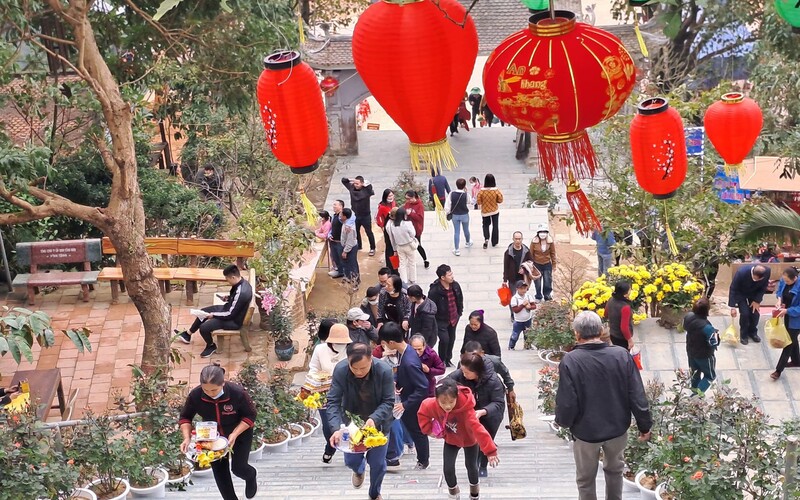 Chiêm bái chùa Hương: Vùng “đất thiêng” nổi tiếng bao đời tại Hà Nội 17