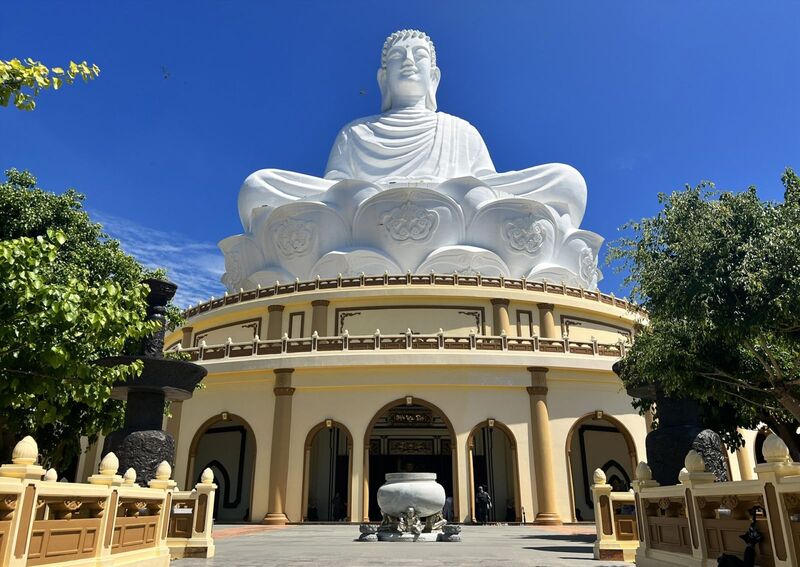 Chùa Linh Phong Bình Định: Pho đại tượng giữa lưng trời 5