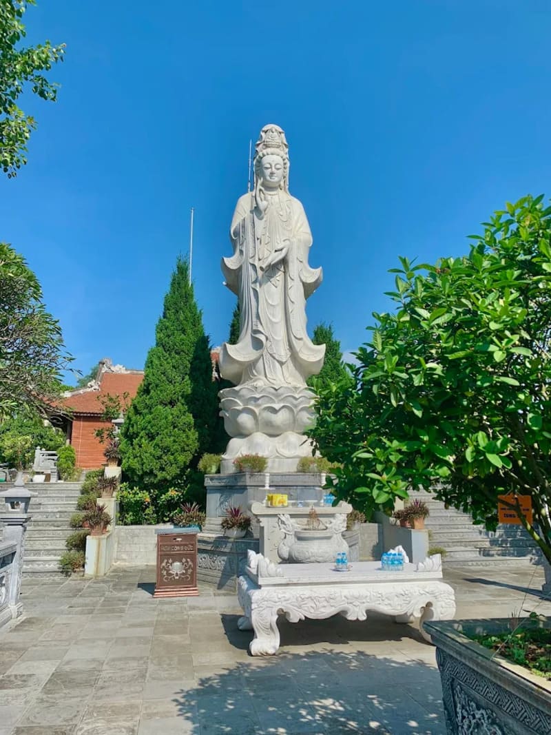 Chùa Linh Thông Sơn Tây: Cổ tự linh thiêng nơi ngoại ô thủ đô 5