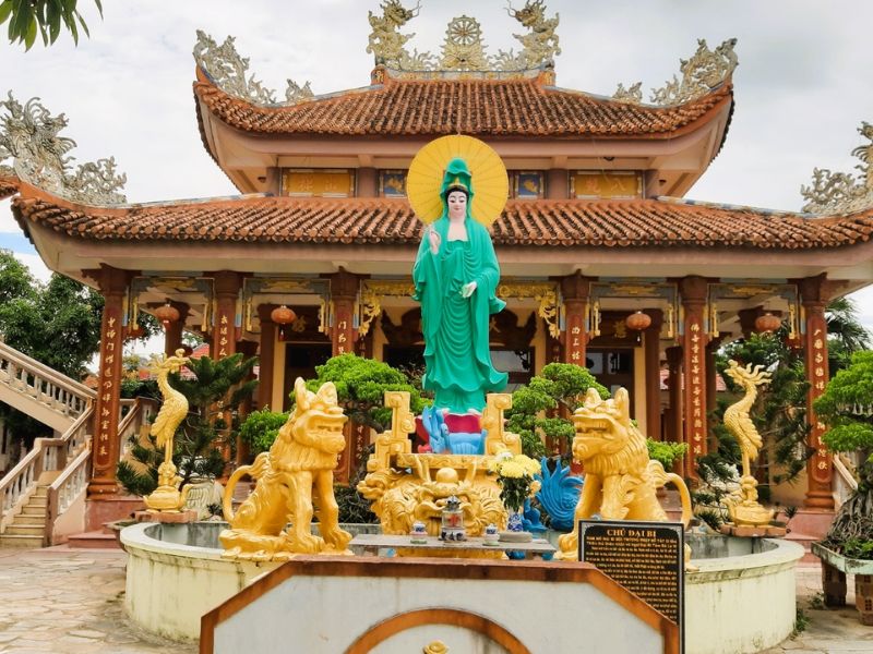 Chùa Long Phước Bình Định: Ngôi chùa cổ hơn 220 năm giữa vùng đất võ 4