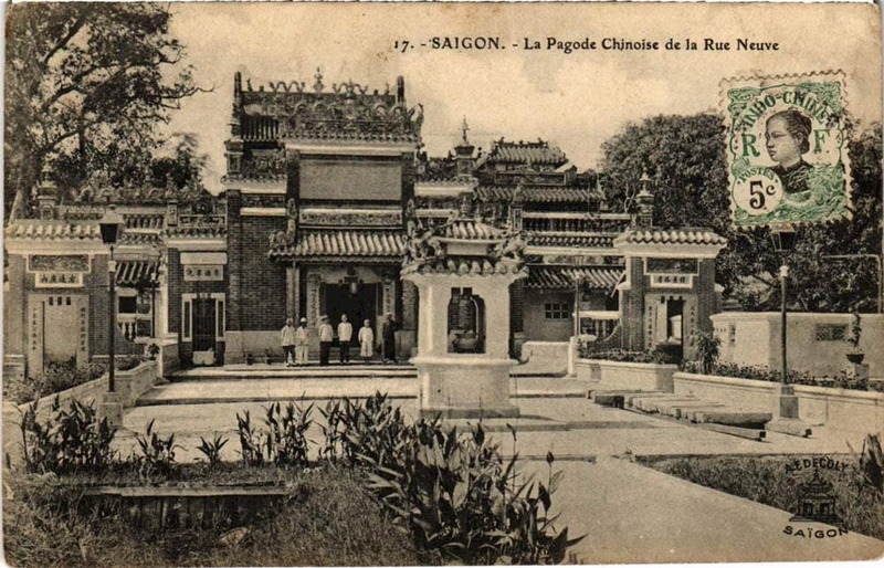 Chùa Ngọc Hoàng cầu con cái tình duyên thiêng bậc nhất TP.HCM 5