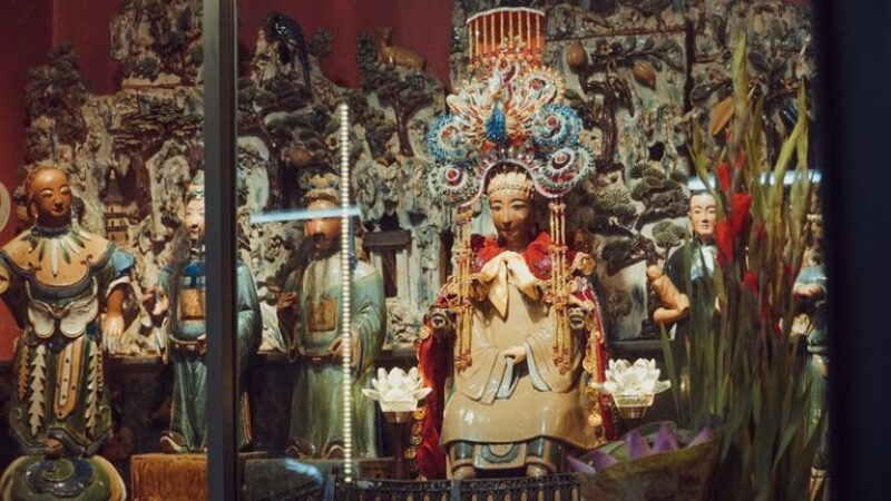 Chùa Ngọc Hoàng cầu con cái tình duyên thiêng bậc nhất TP.HCM 15