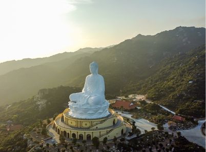 Chùa Ông Núi, tọa độ linh thiêng với tượng Phật 'tựa sơn vọng hải'