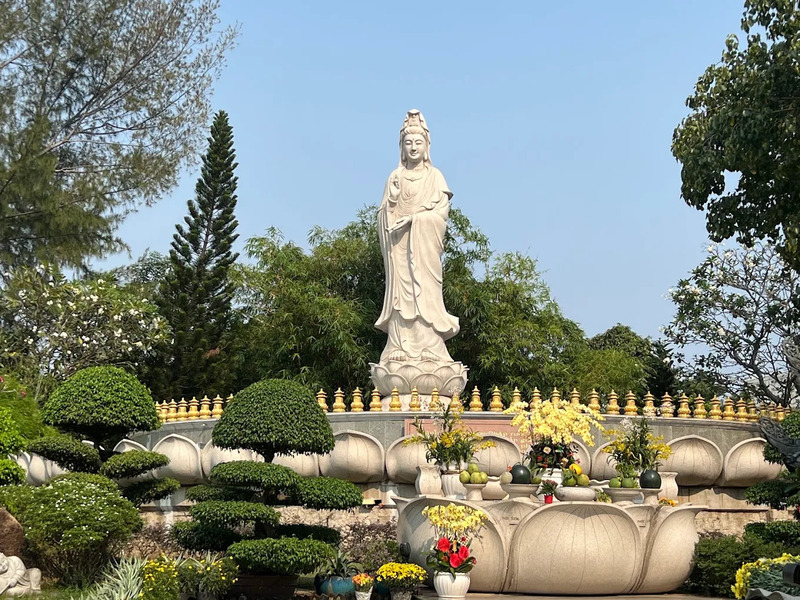 Top 11 chùa Phật Giáo thanh tịnh tiêu biểu giữa lòng Sài Gòn 3