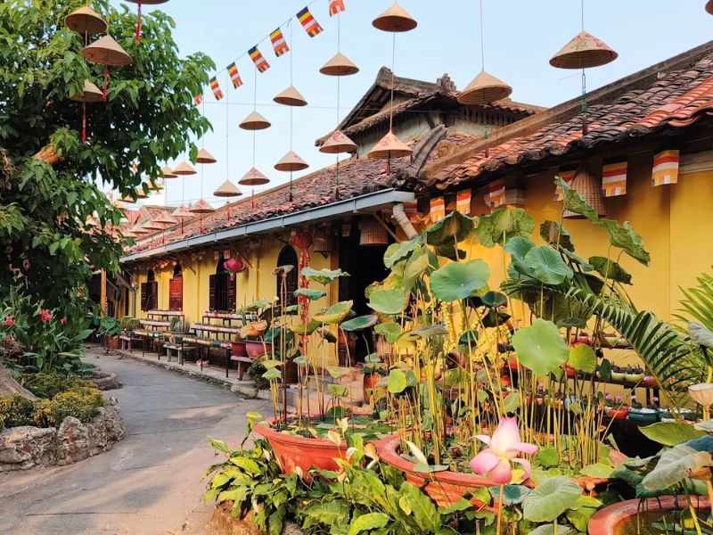 Về chùa Phước Tường ăn buffet chay miễn phí đầy nghĩa tình 2