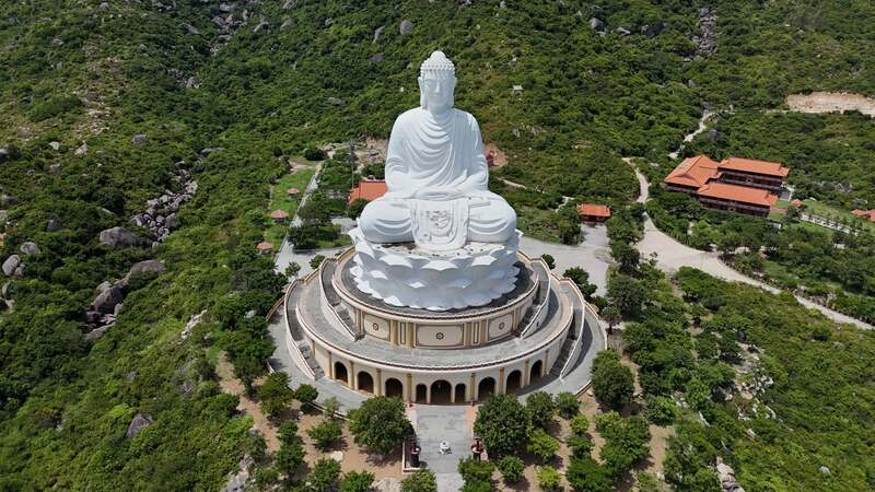 TOP 7 ngôi chùa Quy Nhơn cho hành trình du lịch tâm linh trọn vẹn 4